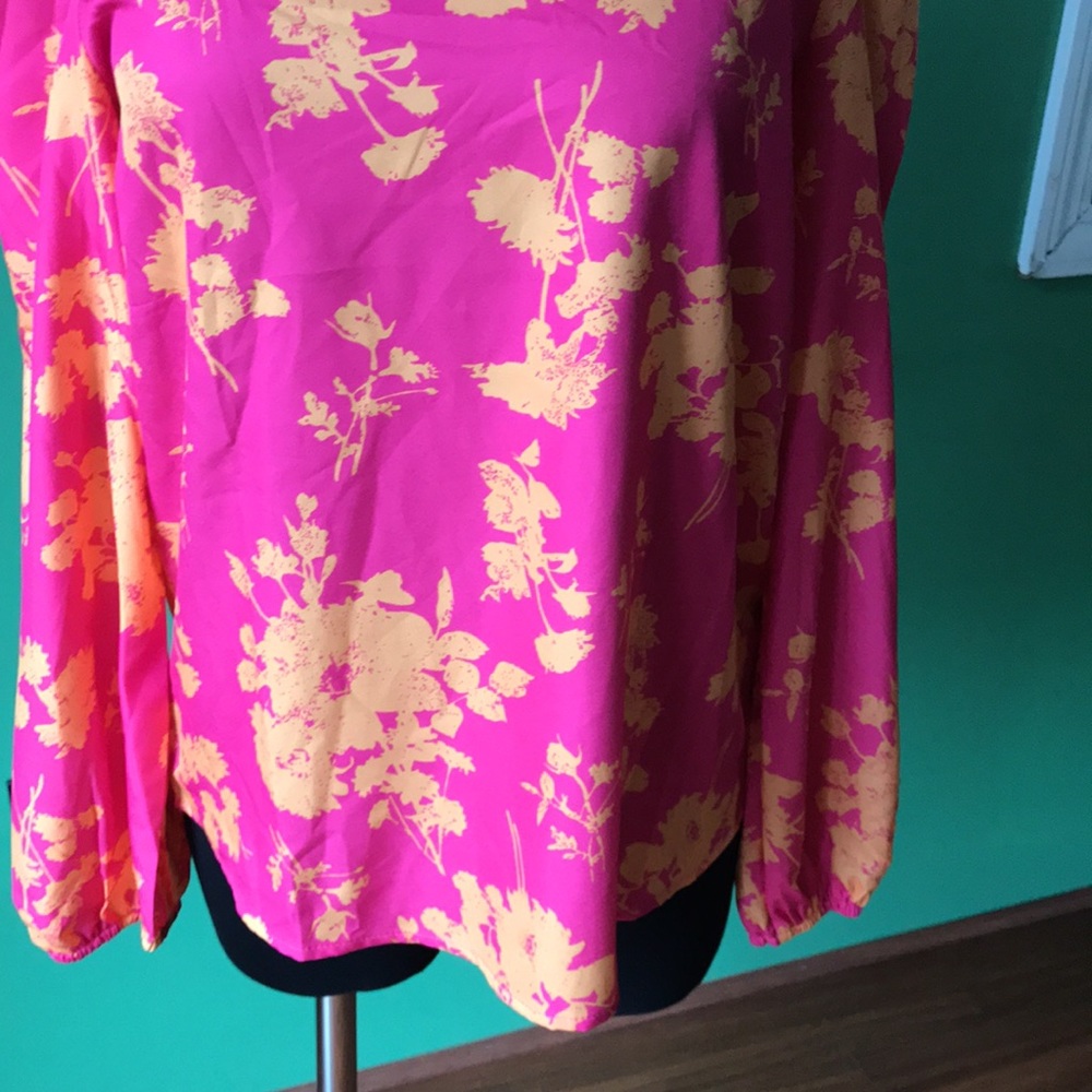 ❤️❤️NWOT Shein Floral Long Sleeved Top❤️❤️ - Picture 4 of 7